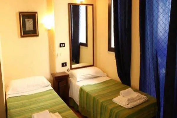 *** Bed & Breakfast Bed and Breakfast Art Lincoln Palermo Italia